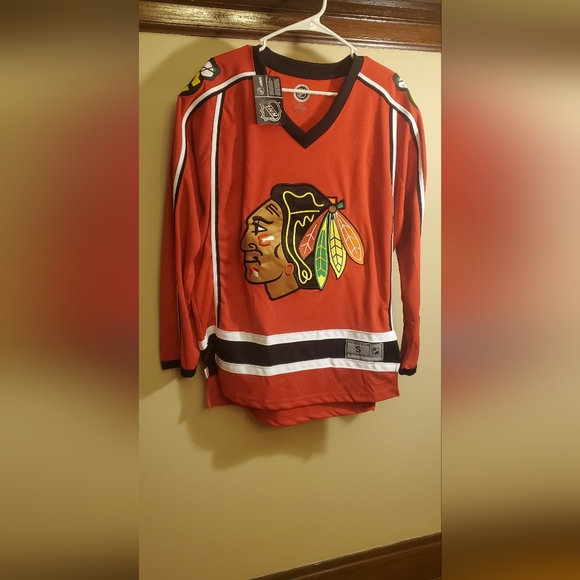NWT Chicago Blackhawks Jersey